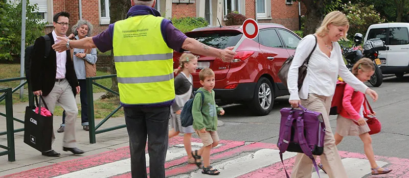 Surveillance enfant école